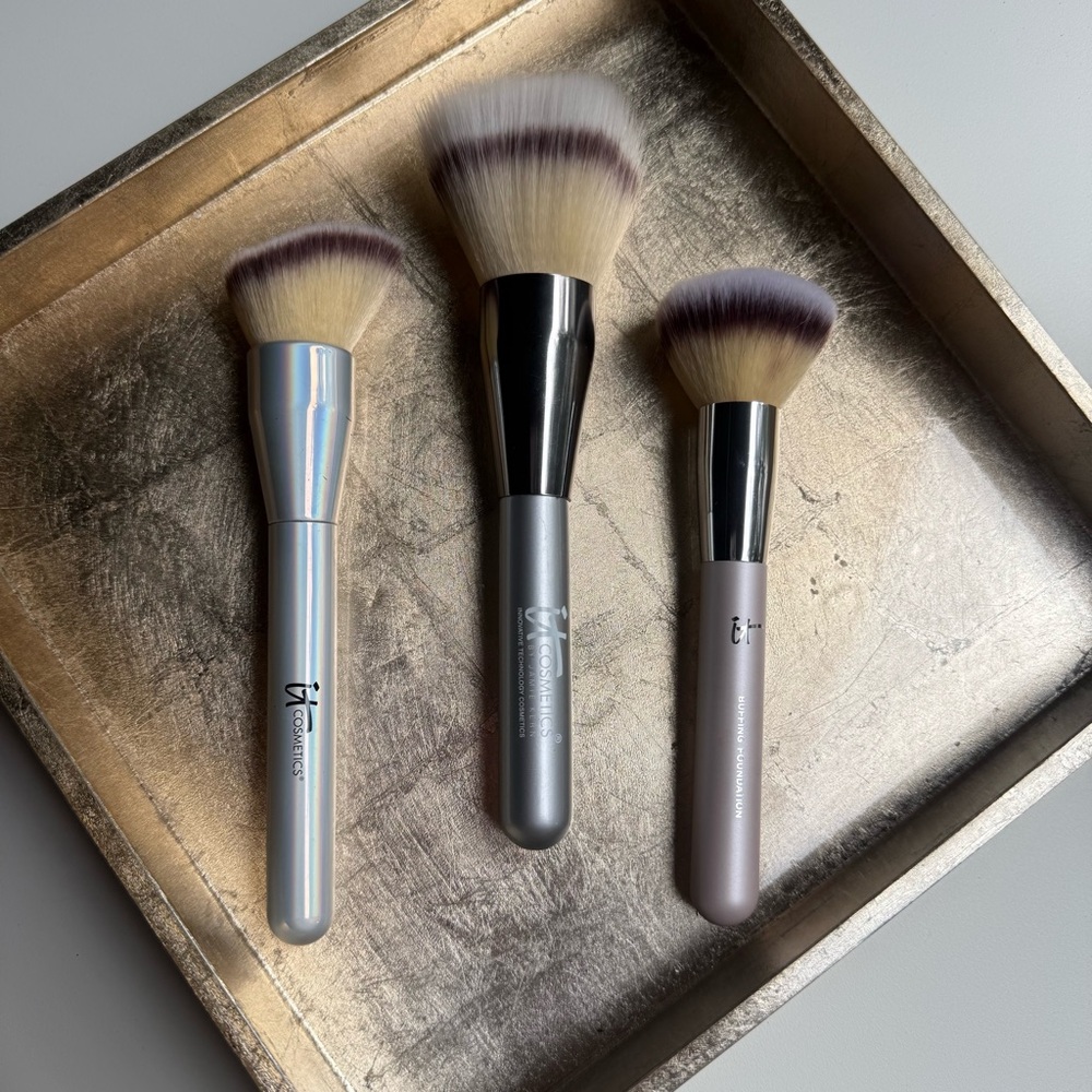 IT Cosmetics Face Brush Bundle